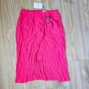 JOA (Just One Answer) Pencil Skirt with Slit Size Medium NEW